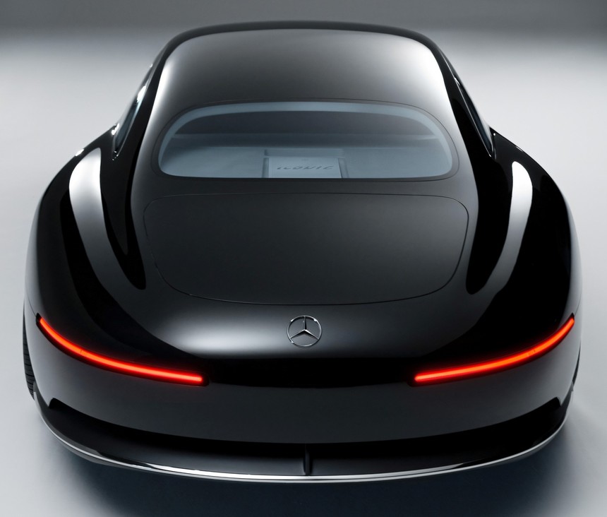 Концепт Mercedes-Benz Vision Iconic экстерьер вид второй