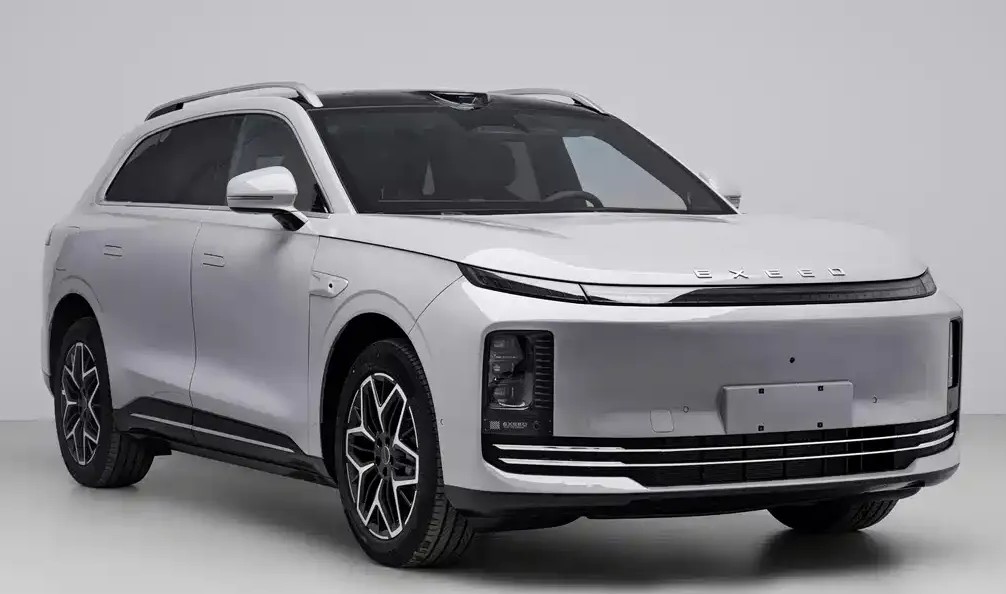 Кроссовер Exeed Exlantix ЕТ7 вид четвертый