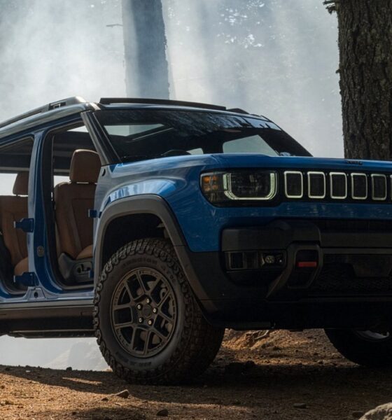 Внедорожник Jeep Recon Moab экстерьер вид третий