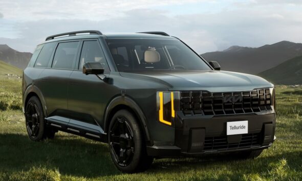 Кроссовер Kia Telluride экстерьер вид четвертый