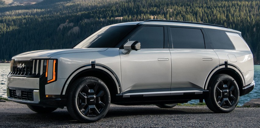 Кроссовер Kia Telluride экстерьер вид второй