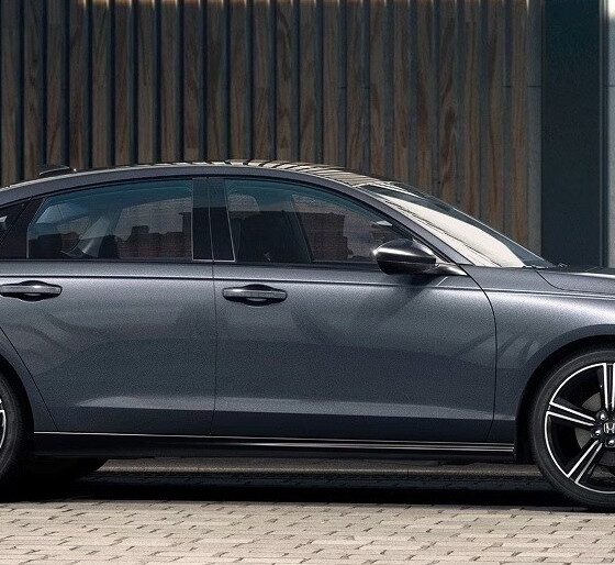 Седан Honda Accord экстерьер вид третий