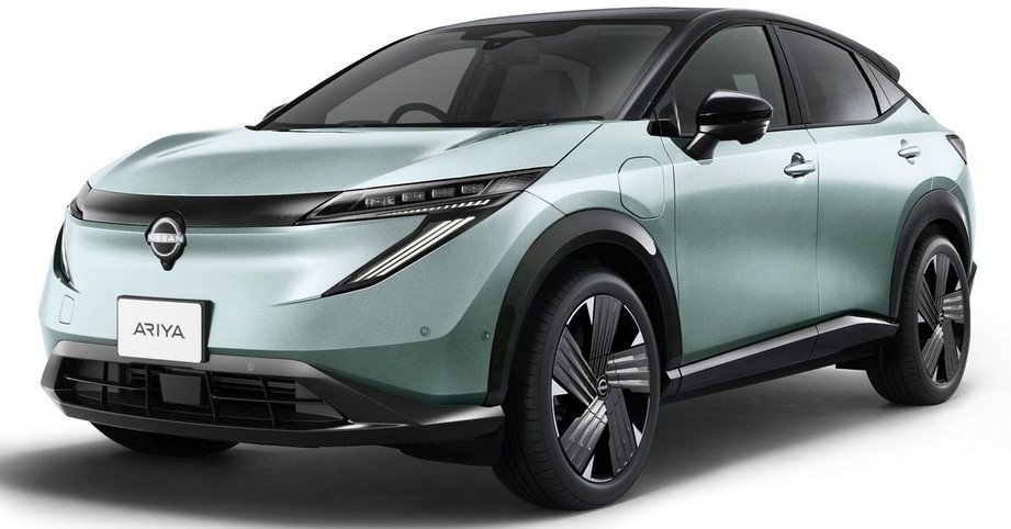 Паркетнику без ДВС переделали «лицо»