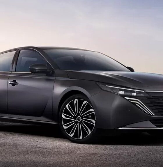 Седан Nissan Teana экстерьер вид третий