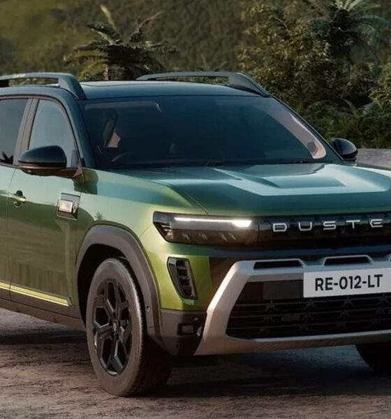 Кроссовер Renault Duster экстерьер вид третий