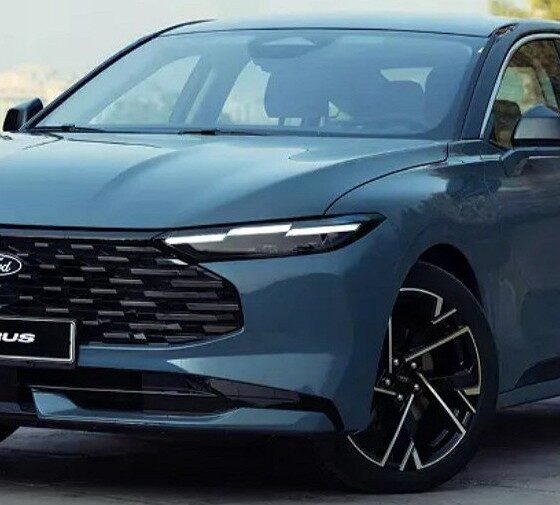 Cедан Ford Taurus экстерьер вид четвертый