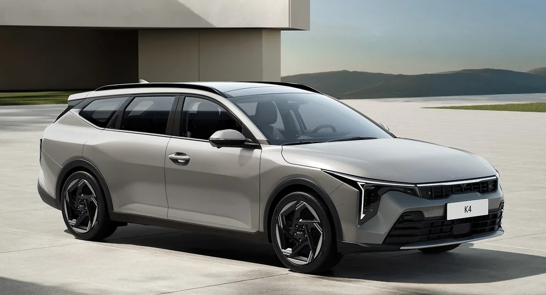 Универсал Kia K4 Sportswagon экстерьер вид третий