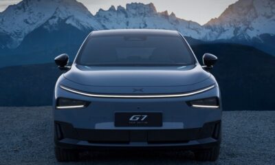 Кроссовер XPeng G7 салон экстерьер вид третий